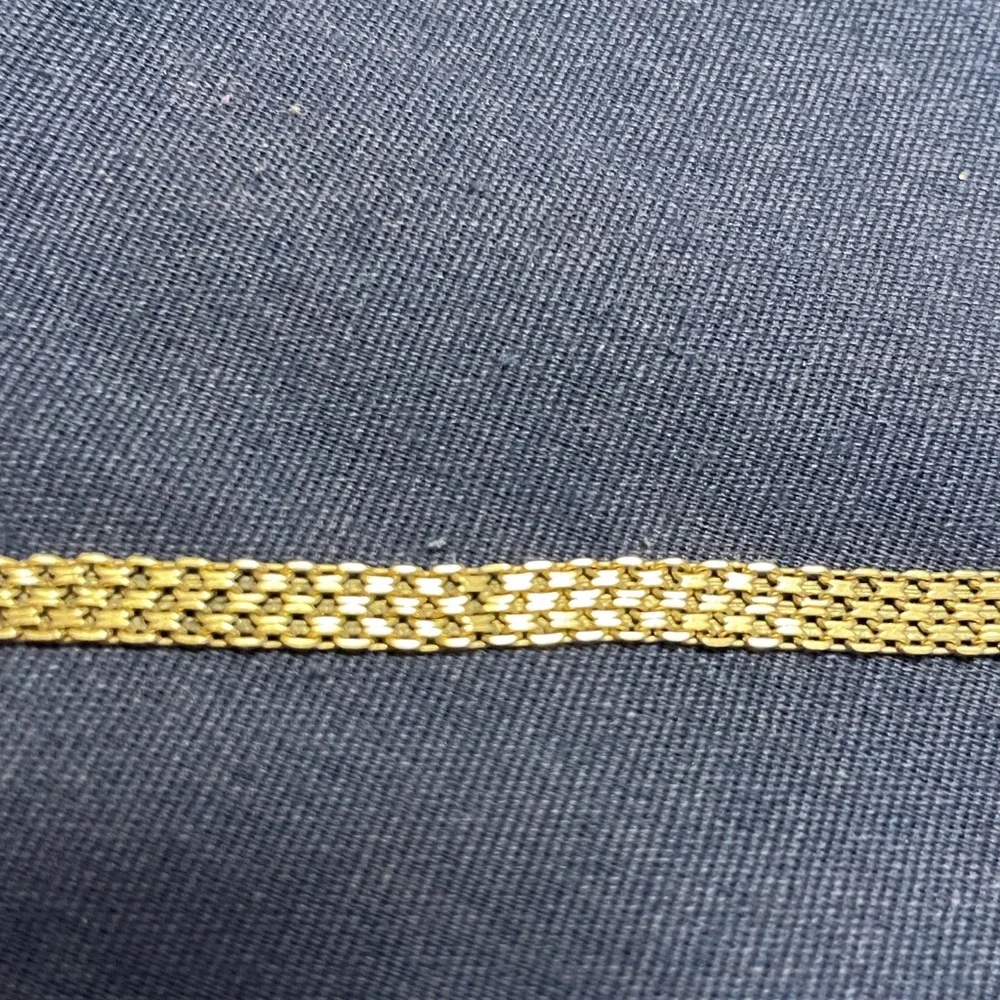 14K Gold Box Link Bracelet - Picture 5 of 7